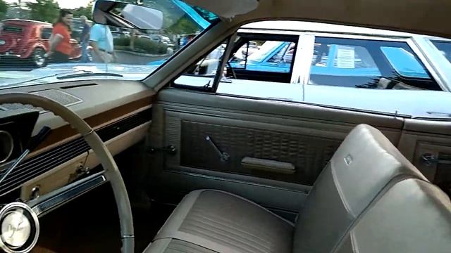 1966 SPRINGTIME YELLOW MERCURY COMET 2 DOOR SEDAN HARDTOP