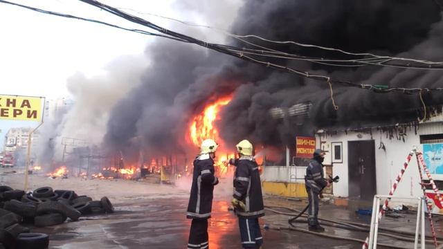 Пожар на рынке Меркурий Одесса 1 смотреть онлайн