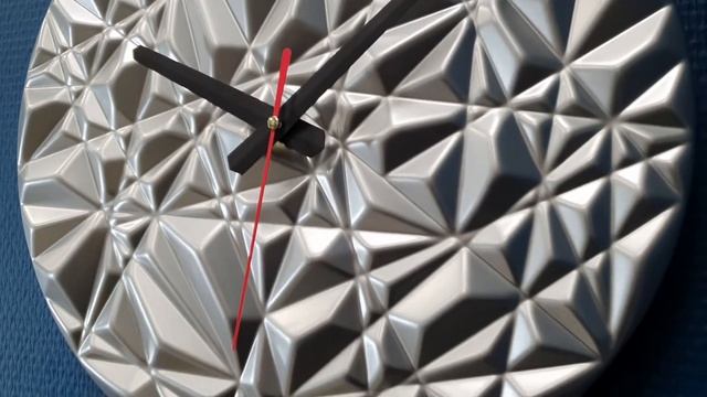 Настенные часы Nina от Maskota смотреть онлайн