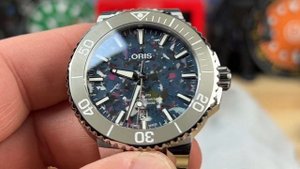 Unboxing Oris Aquis Upcycle “Trash” 41.5mm