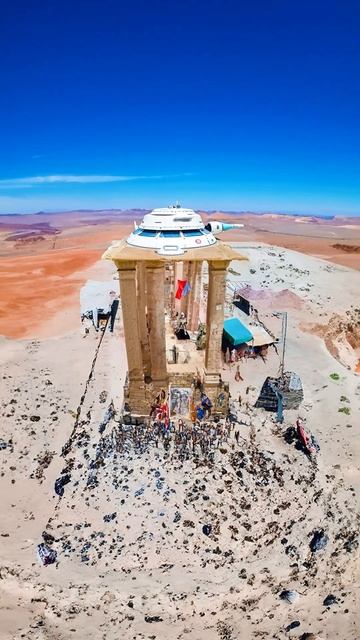 Лёва в пустыни с марсианами на новом корабле пушке #дети #zoom  #youtubeshorts смотреть онлайн