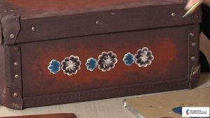 Роспись чемодана. Часть 1. В технике тюменской (кармацкой) росписи | Видеоурок Отрадновой Ольги