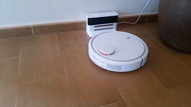 Xiaomi vacuum cleaner смотреть онлайн
