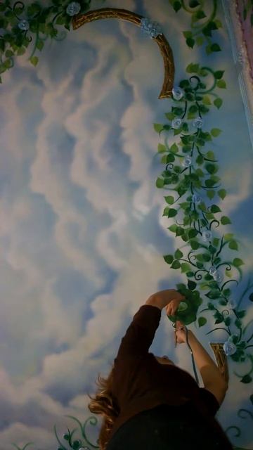 Аэрография потолка листики. Херсон смотреть онлайн