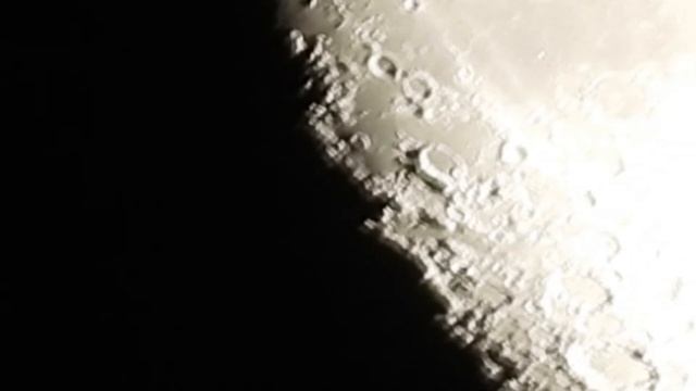 Nikon P1000 Closeup Of The Moon-26 October 2020 смотреть онлайн