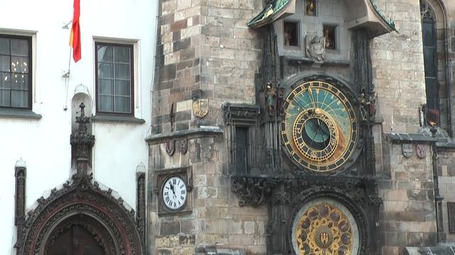 Astronomic Clock Prague - trumpet player смотреть онлайн
