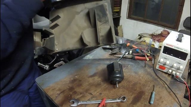 Lada Niva - Heizungslüfter mit Problemen смотреть онлайн