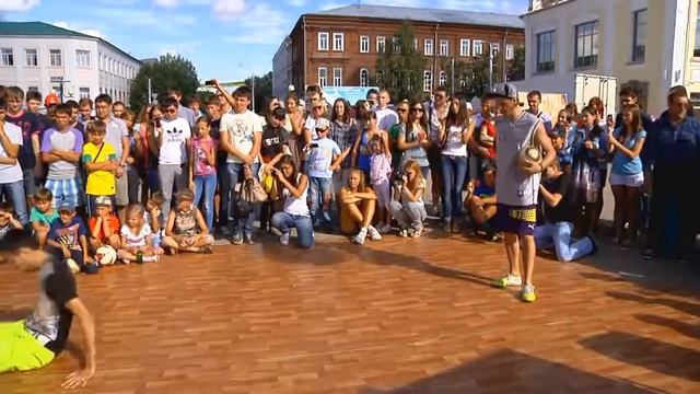 Игорь Соболев vs Рамиль Хабибуллин - 1/8 finale - "BALL U 2012" смотреть онлайн