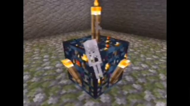 1 чяс скелет в спавнере мобов крутится под музыку c418 Sweden в плохом качестве смотреть онлайн