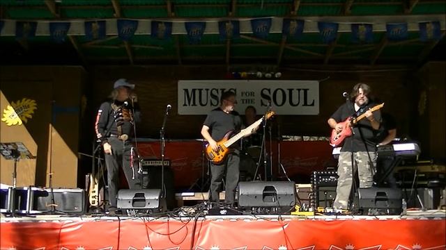 Stephen King & Off 61 Band with Harley Lamoureux - People Get Ready смотреть онлайн