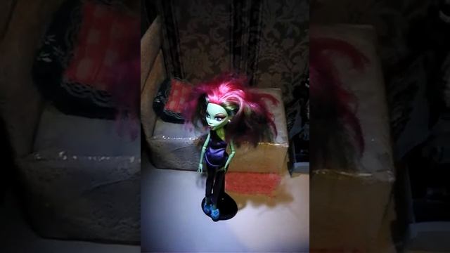 Типичный день Венеры смотреть онлайн