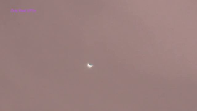 Crescent shaped UFO over Glendale, Arizona. 1/19/2022 смотреть онлайн