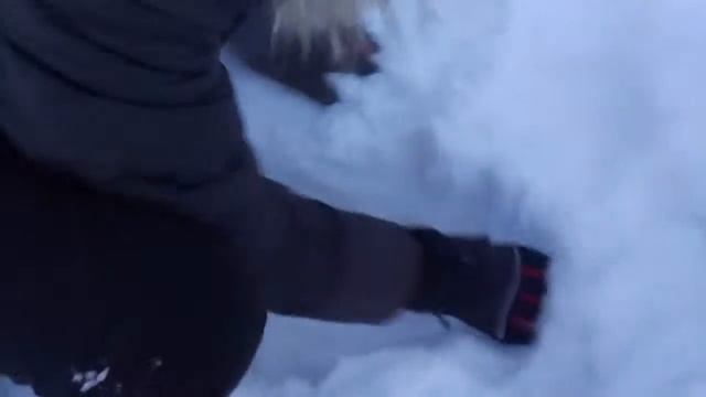 Мальчик в деревне нашел НЛО... смотреть онлайн