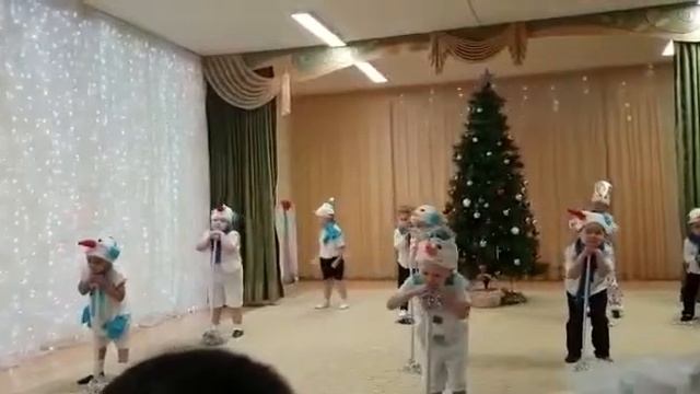 Все дети как дети, а у моего своя атмосфера смотреть онлайн