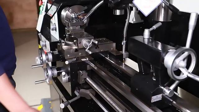 Токарно-фрезерный станок CT915 смотреть онлайн