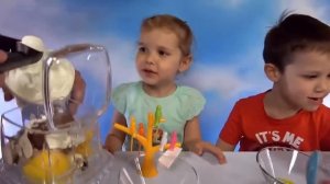 Катя і Макс мороженое челлендж снікерси  Марс Волшебная Шоколадница и укроп