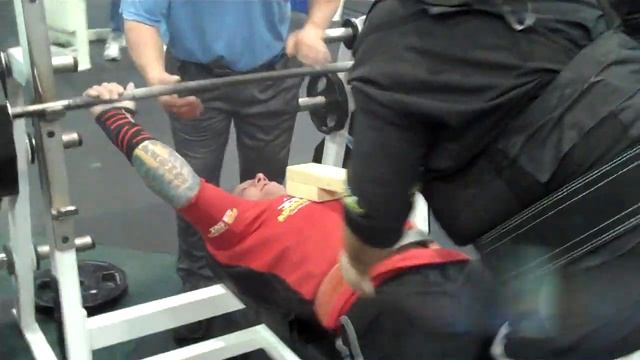 Bruce Stevens Benchpress 665 Lbs 3x body weight 48 years old Power lifting Bench press смотреть онлайн