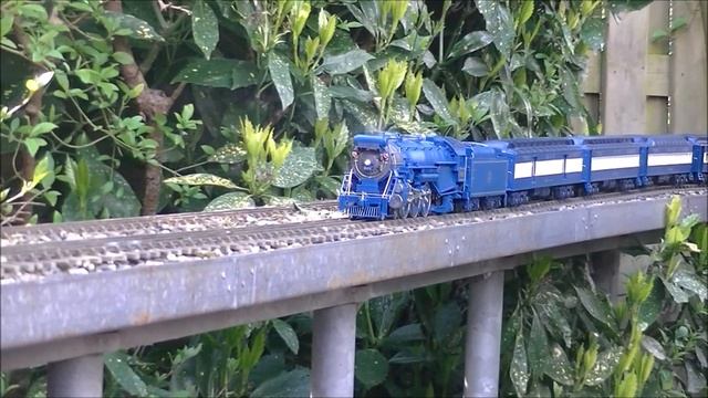 The Blue Comet in 0 gauge by MTH with Blue Moon by Julie London