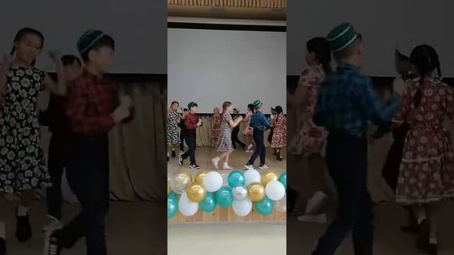 Фольклор. Косилка, молотилка смотреть онлайн