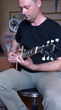 Black Sabbath - Paranoid guitar - Cort CR280  amplifier - Laney TI15-112   video - Sony NEX-5R