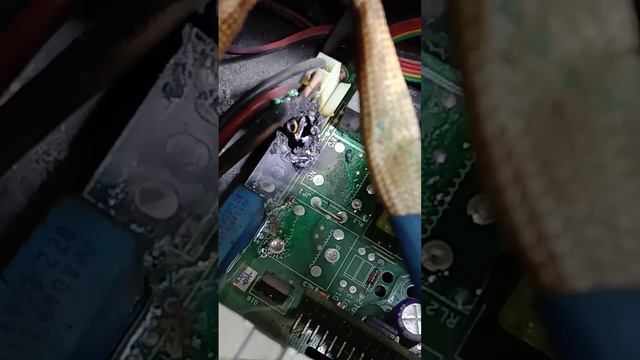 Sinewave Inverter main section connector burned.