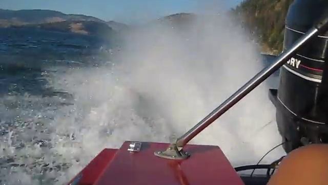 1985 Mercury 115 hp rooster tail with a Clover Propeller (Start with the trim up)