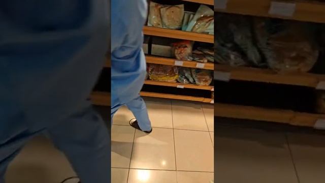 Прямой эфир из продуктового магазина в Дубае смотреть онлайн