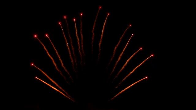 ОТ 511 2011 1,2х15 W Золотые кометы с красными звездами смотреть онлайн