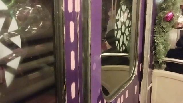 Поездка на новогоднем Еж3 Октябрьское поле-котельники обратно котельники-выхино смотреть онлайн