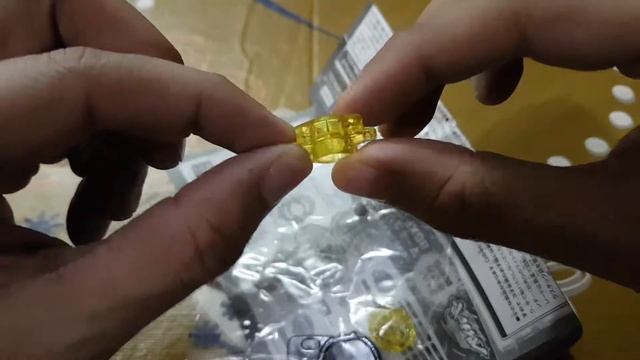 Metal Fight Beyblade Mercury Anubis 85XF Unboxing смотреть онлайн