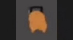 человек бензопила крутится