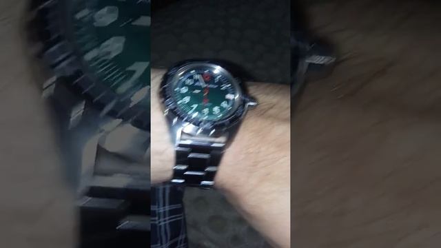 Восток командирские 020711 на руке. смотреть онлайн