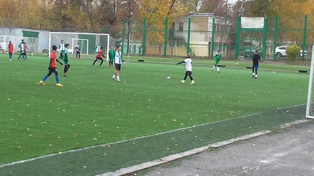 Космос-2011 - Вся Уфа-2009 8:2 2й тайм смотреть онлайн