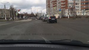 Разворот на регулируемом перекрёстке.