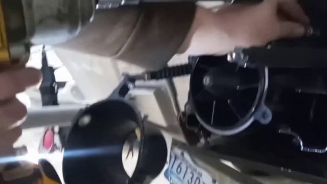 Mercury 200 hp, oil change in jet смотреть онлайн