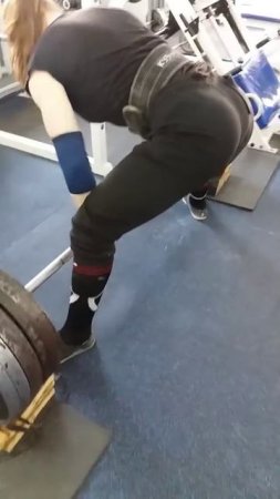 Kuzmina Natalya RAW deadlift 210 kg with high 20 sm.