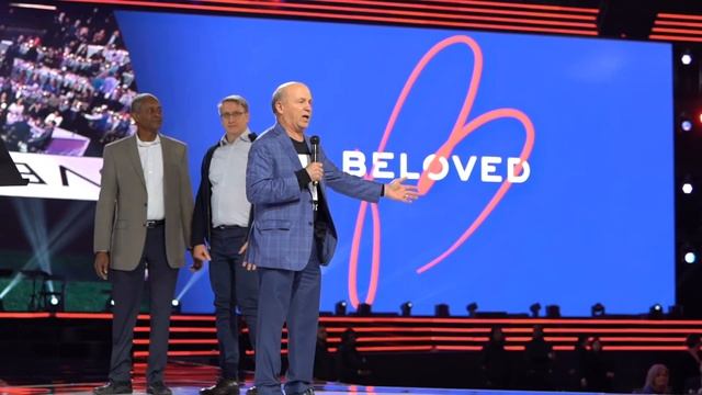 Beloved Benefit feat. Bruno Mars + Steve Harvey @ Mercedes Benz Stadium смотреть онлайн