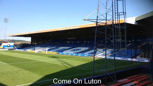 Come On Luton - Luton Town Football Chants смотреть онлайн