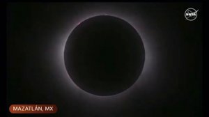 Жители мексиканского города Масатлан первыми увидели полное солнечное затмение в 2024 году.