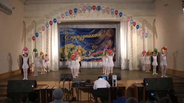 Хореографический ансамбль "Данко" - "Друзья" смотреть онлайн