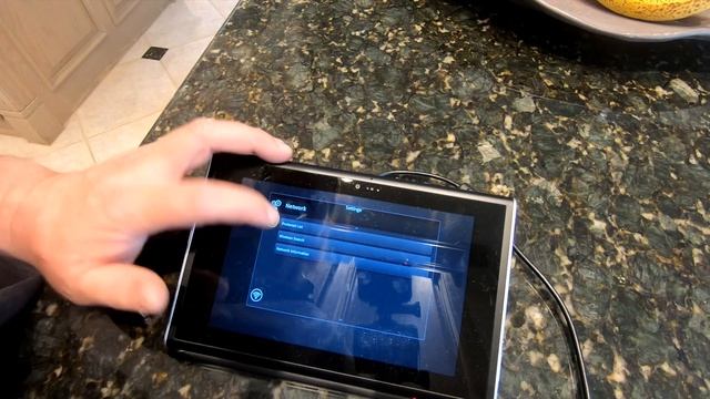 URC 7100 Remote Control Tablet for Home Automation: Gear overview смотреть онлайн