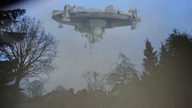НЛО над городом..... смотреть онлайн
