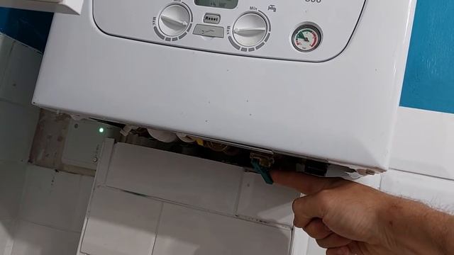 Baxi 600. Baxi 800. Top Up Boiler Pressure смотреть онлайн