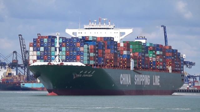 container ship CSCL JUPITER departing Felixstowe for Le Havre 14/7/16.