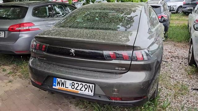 Нашёл ЗАБРОШЕННЫЙ СКЛАД НОВЫХ АВТОМОБИЛЕЙ !!! 🚘🇩🇪👍