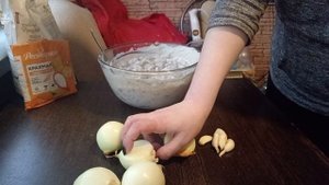 Куриные котлетки по албански