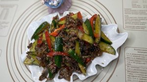 Корейский салат с огурцами и мясом