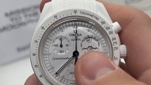 How to set the Moonphase on the Omega x Swatch Snoopy Watch