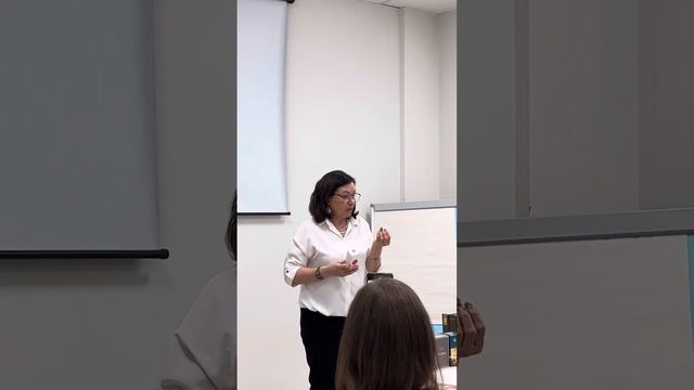 Селективный парфюм #длянегоидлянее #натуральныедухи #парфюмерныйобзор #ароматычистоты смотреть онлайн