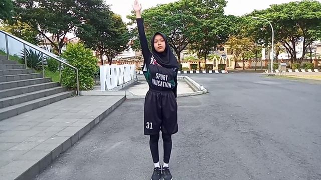 Pemanasan Lari Gawang dan Teknik Lari Gawang смотреть онлайн